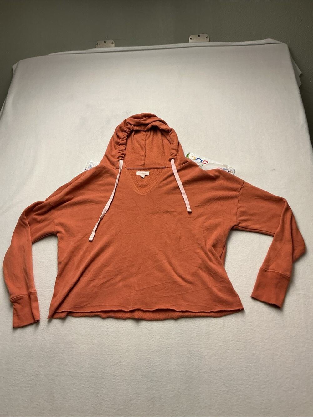 Colsie Women’s Cropped Top Hoodie Size Medium Orange Excellent Condition,4432